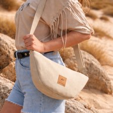 Zamszowa torebka crossbody Kremowa