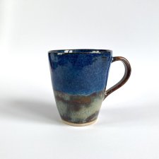 Ceramiczny kubek na kawę