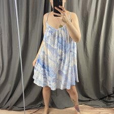 (nowa) sukienka - chmurka