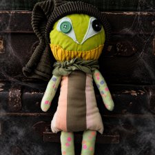 Creepy lalka - niepokojąco urocza