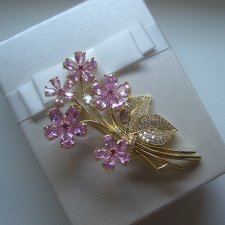 ELEGANCKA BROSZKA KWIATY BUKIET KWIATÓW RÓŻOWO ZŁOTY