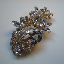 ELEGANCKA KRYSZTAŁOWA BROSZKA WISIOR