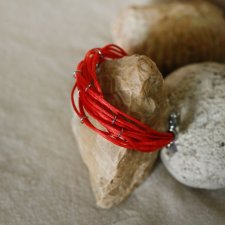 Bransoletka minimalistyczna czerwona