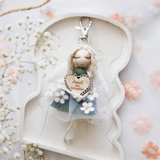 Makramowy breloczek Anioł Stróż zielony | Brelok aniołek na prezent