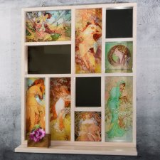 Wall-art bukowy z półką – kolekcja inspirowana Muchą