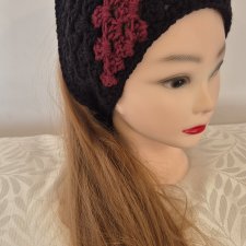 Szydełkowa Chustka na Głowę – Boho Bandana w kolorze Czerni i Bordo