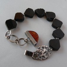 -czarny turmalin i koniakowy bursztyn-