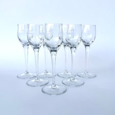 Smukłe kieliszki do nalewek na wysokiej nóżce lata 70/80 zestaw 7 sztuk vintage retro home