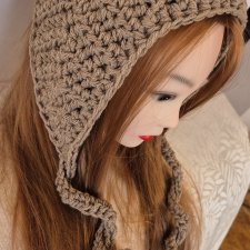 Ręcznie robiony kapturek typu bonnet | Beżowy| Crochet