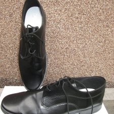 Obuwie chłopięce - 37