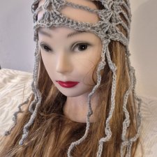 Srebrna czapka ażurowa HANDMADE