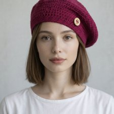 Wiosenny beret damski z antenką ręcznie robiony bawełna one size amarantowy