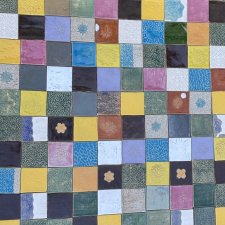 Kolorowe kafelki dekoracyjne – ręcznie zdobione płytki ceramiczne w stylu vintage / boho / marokańskim