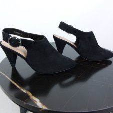 New Look zamszowe czółenka z odkrytą piętą sandały 6 / 39