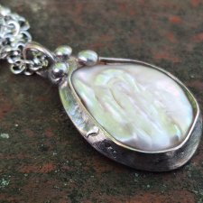 Perła po prostu - wisiorek