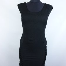 Zara czarna ołówkowa sukienka mini / XS