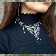 Choker z Trójkątem Kolczym i Krzyżem Kolce Gotycki Naszyjnik Dark Fantasy