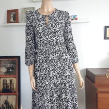 zara długa wiskozowa sukienka