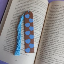 Zakładka do książki w serduszka