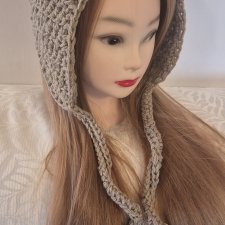 Ręcznie robiony czepek bonnet – klasyczny beż – miękki akryl