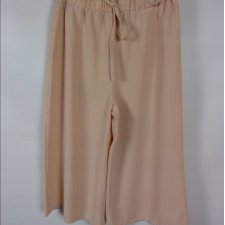 Boohoo spodenki za kolana kuloty / M