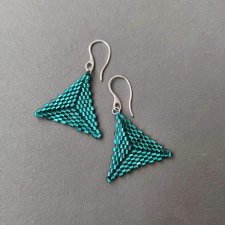 TRIANGLE GLAMOUR