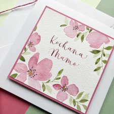 W dniu Mamy kartka ręcznie malowana i kaligrafowana z kwiatami