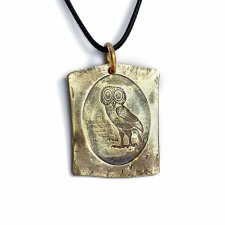 Wisiorek z mosiądzu - ateńska sowa relief