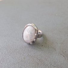 Kamień księżycowy - pierścionek regulowany