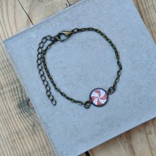 Bransoletka Retro Cukierek – Słodki Akcent w Stylu Vintage
