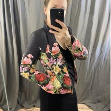 pikowana w kwiaty