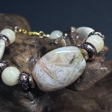 Bransoletka Harmonii i Obfitości – Naturalna Siła Agatu, Howlitu, Lawy i Cytrynu