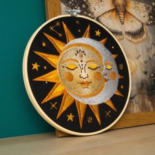 Słońce i księżyc, black, haft w tamborku 20 cm