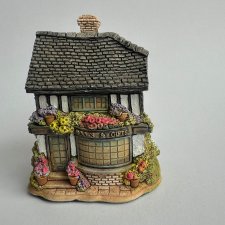 Lilliput Lane Collectable - Handmade - Little Something ❤ Plastyczna kolekcjonerska i numerowana figurka.