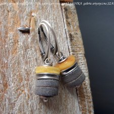 GREY-YELLOW kolczyki z bursztynu, muszli i srebra