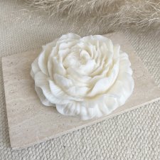 Świeca sojowa ekologiczna dekoracyjna "Peony Queen" 100x40mm biała (duża)