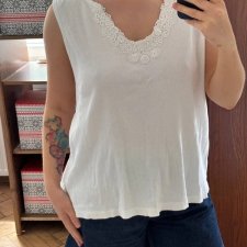 Biały bawełniany top z koronkowym dekoltem Plus Size 7XL 8XL 9XL Avenue