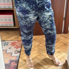 Elastyczne spodnie z wysokim stanem we wzór abstrakcyjny Plus Size 3XL 4XL 5XL Yessica