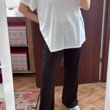 Zestaw: biała koszulka V-neck + czarne szerokie spodnie 4-5XL 48 / 20 Shein