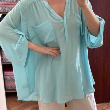 Błękitna bluzka Torrid Harper 4 Plus Size V-neck z kieszeniami oversize 9XL / 58 / 30