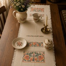 Vintage bieżnik lniany z kwiatowym wzorem | Koronkowe brzegi | Cottagecore | Rustykalny obrus