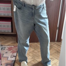 Jasnoniebieskie jeansy Old Navy Kicker Boot-Cut 24W Plus Size 6xl