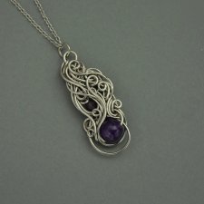Oryginalny wisiorek ametyst, wire wrapping, stal chirurgiczna