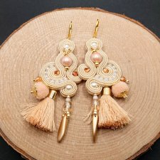 Kremowo-kolorowe kolczyki sutasz w stylu boho 15