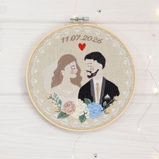 Personalizowana pamiątka ślubna, haft w tamborku