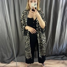 Just Paul kimono