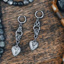 Sacred Heart Chainmaille gotyckie kolczyki z sercem w koronie cierniowej