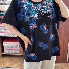Catherines Czarna Bluzka w Tropikalny Wzór Plus Size 8XL / 56 / 28