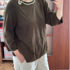 Avenue Brązowy Sweter z Ozdobnym Dekoltem Plus Size  5XL / 50 / 22