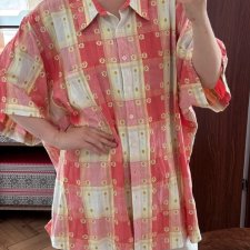 Liz & Me – Różowa koszula w kratę z kwiatami (plus size) 9XL / 58 / 30